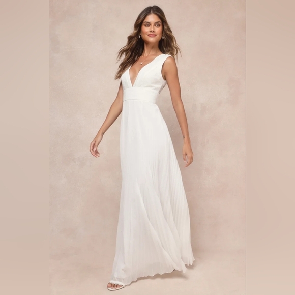 Lulus Gorgeous Forever Ivory Chiffon Lace Pleated Backless Maxi Dress Wedding - Picture 3 of 11